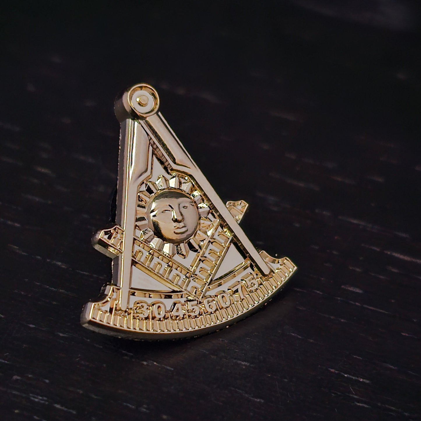 Past Master Emblem – Square Compass & Quadrant Lapel Pin Lapel Pin
